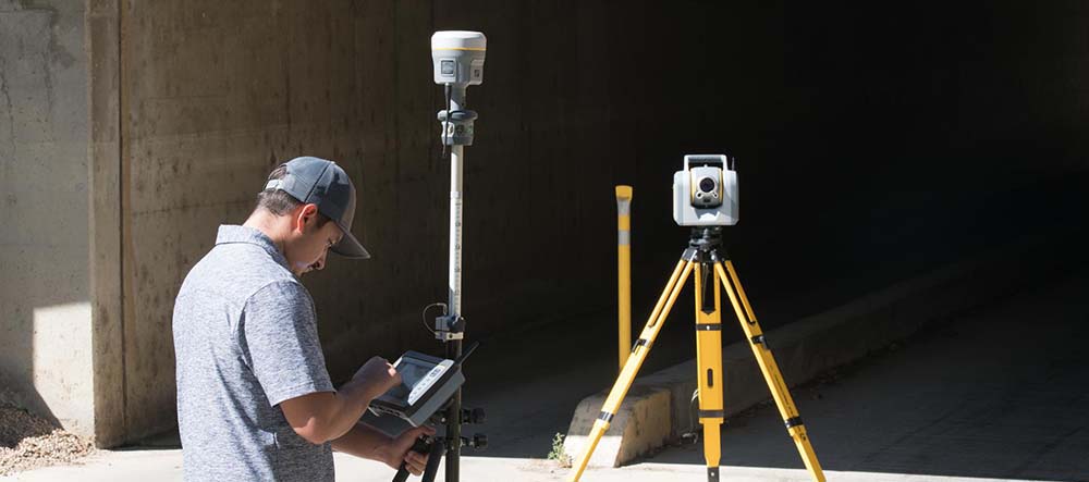 Trimble SX10