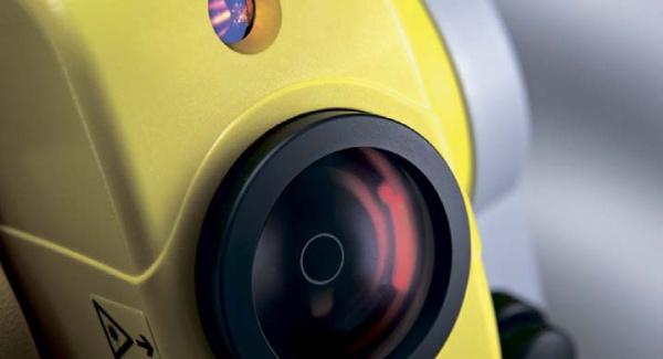 Тахеометр GeoMax Zoom30 Pro, 2", a4 400м от «ФокусГео»